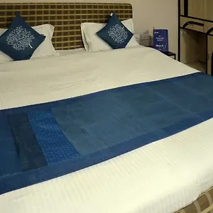 the-hotel-swastik-inn.hotels-varanasi.com/