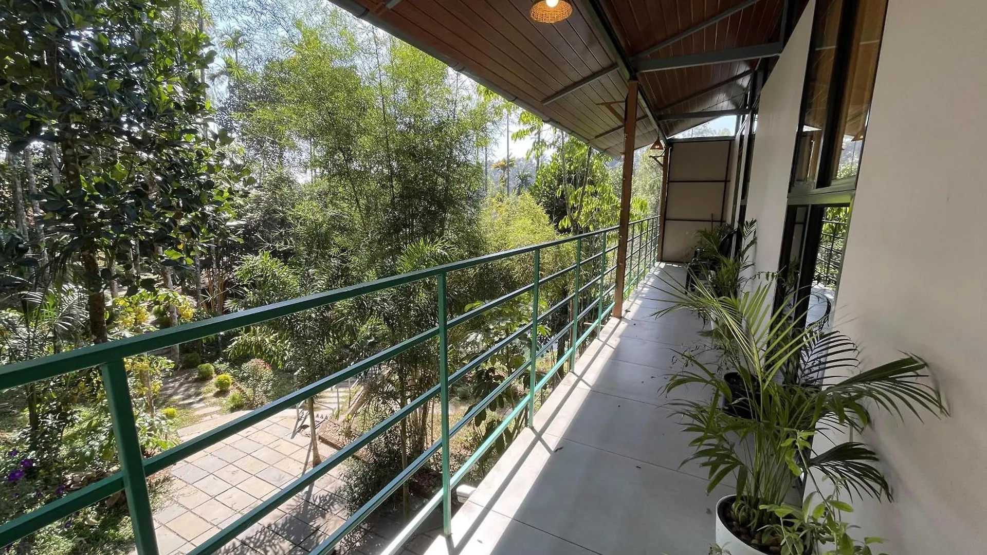 Wetlands Wayanad Pool Resort With Natural Waterfalls Padinjarathara