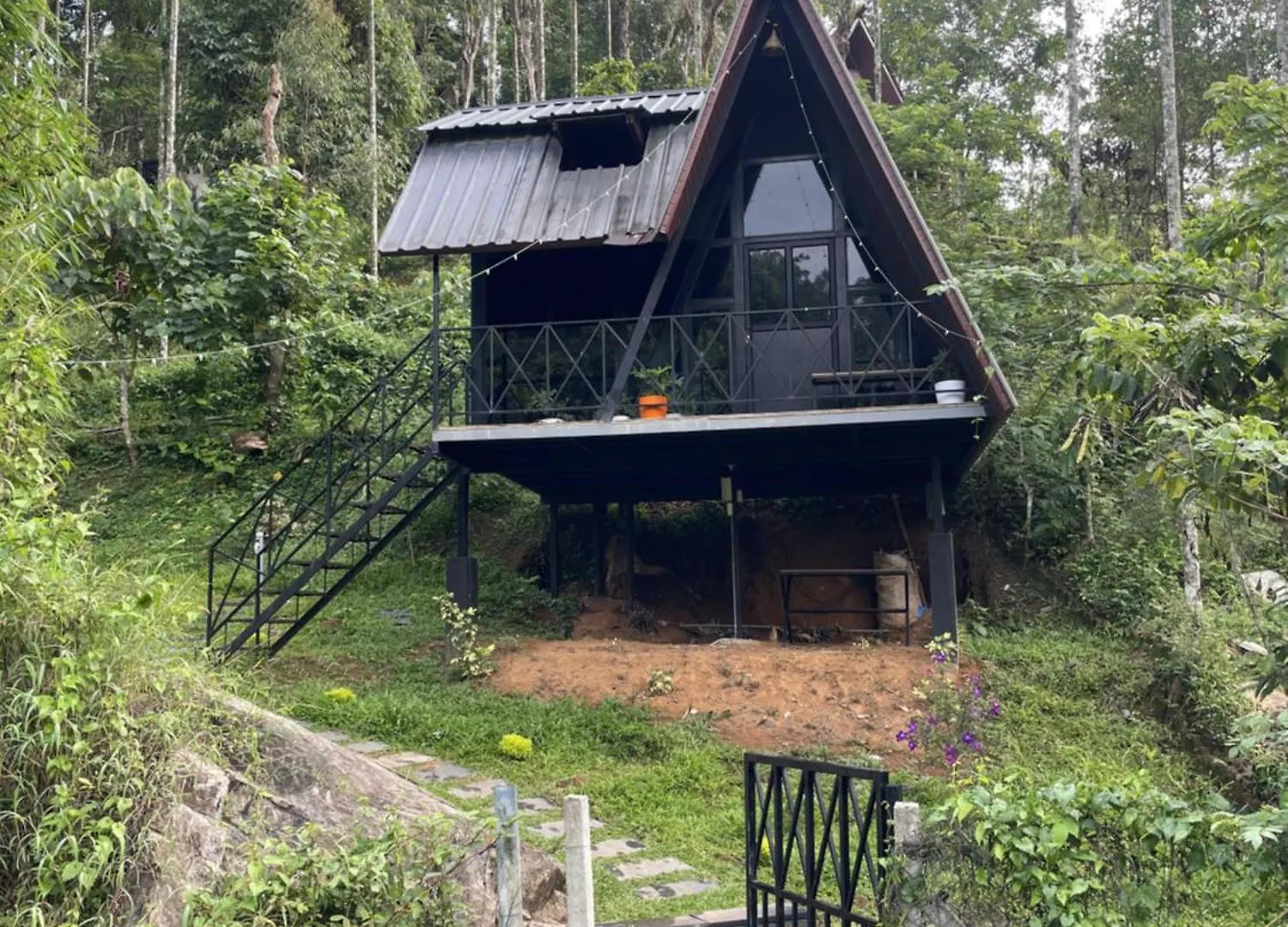 Wetlands Wayanad Pool Resort With Natural Waterfalls Padinjarathara